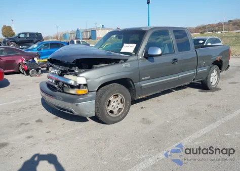 2001 Chevrolet Silverado 1500 Ls z USA, uszkodzony, nr VIN 2GCEC19T811197229